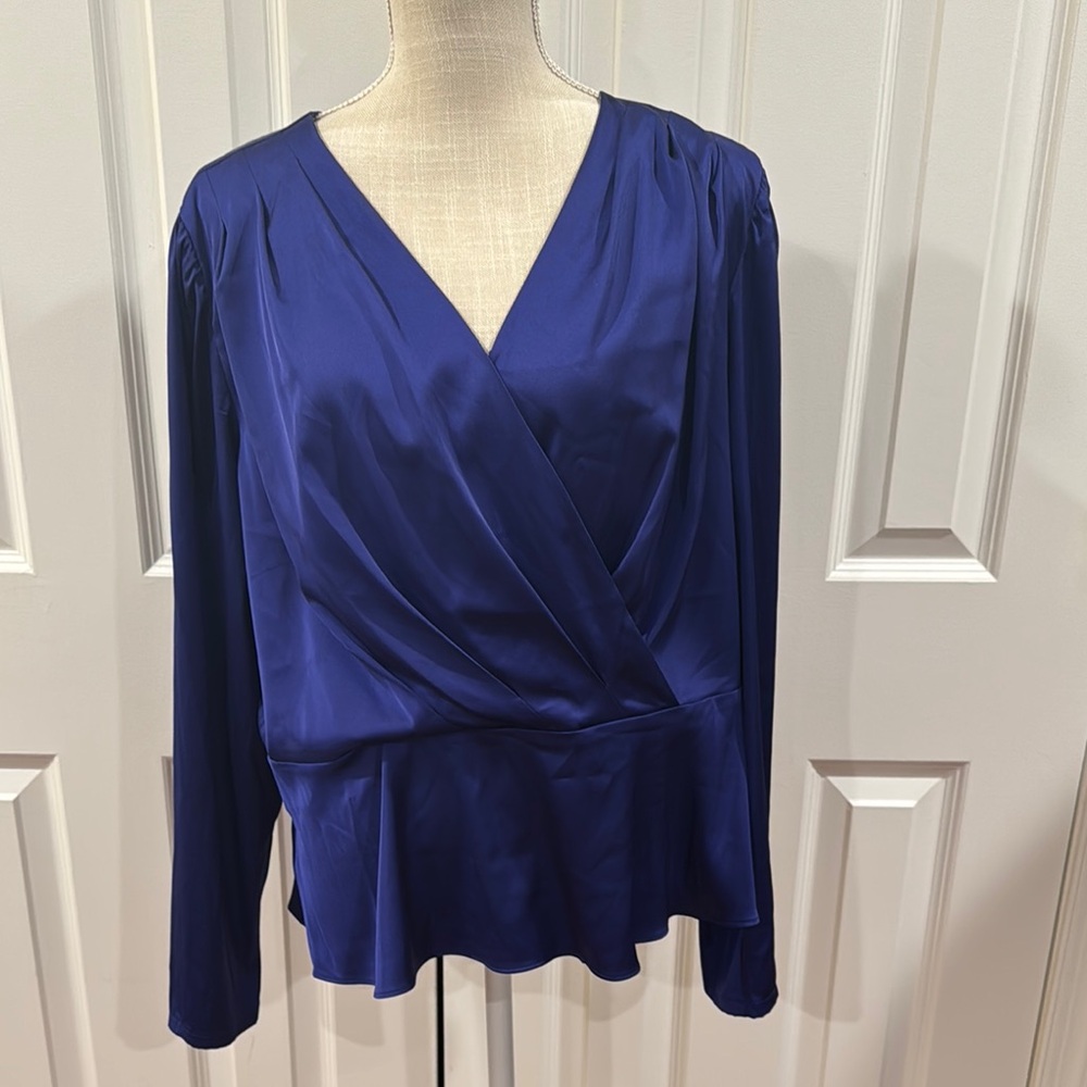 Elegant Blue Women's Top